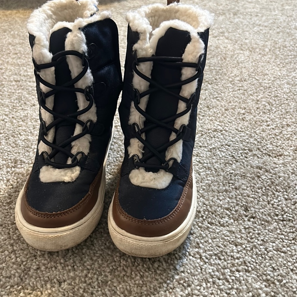Snow Boots For toddlers, size 11